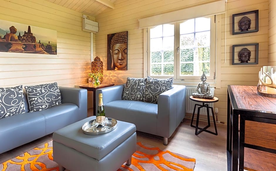 The Retreat Log Cabin