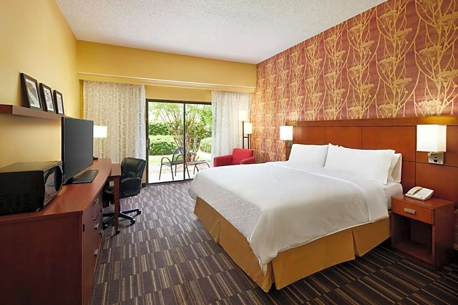 Holiday Inn Express Tifton By IHG