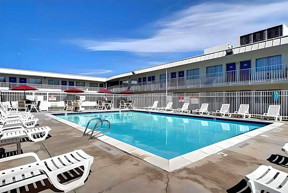 Econo Lodge Midvale