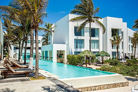Sunscape Akumal Beach Resort & Spa - All Inclusive