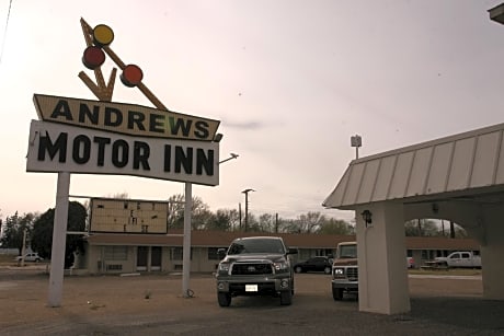 Andrews Motor Inn