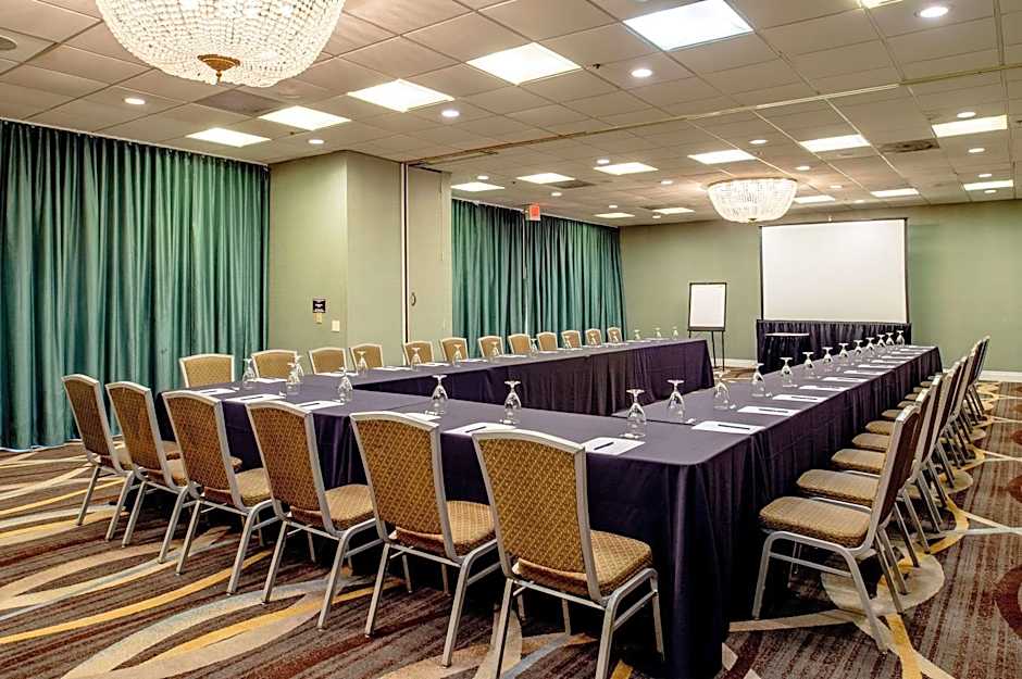 DoubleTree By Hilton Collinsville St Louis