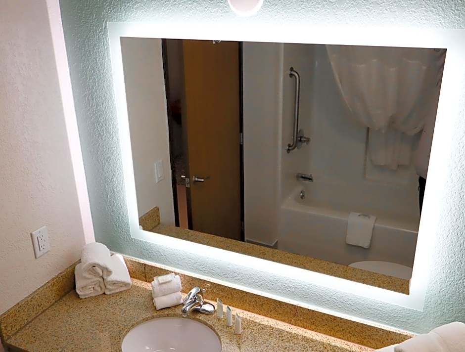 Travelodge by Wyndham Rapid City/Black Hills