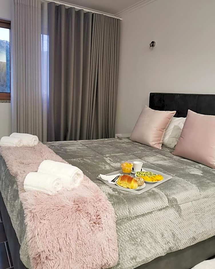 Photo 1 sur 5 de Double Room