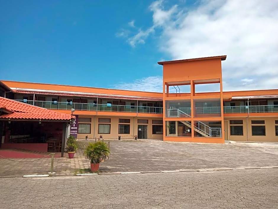 Kitnetes & Aptos Praia do Capricórnio