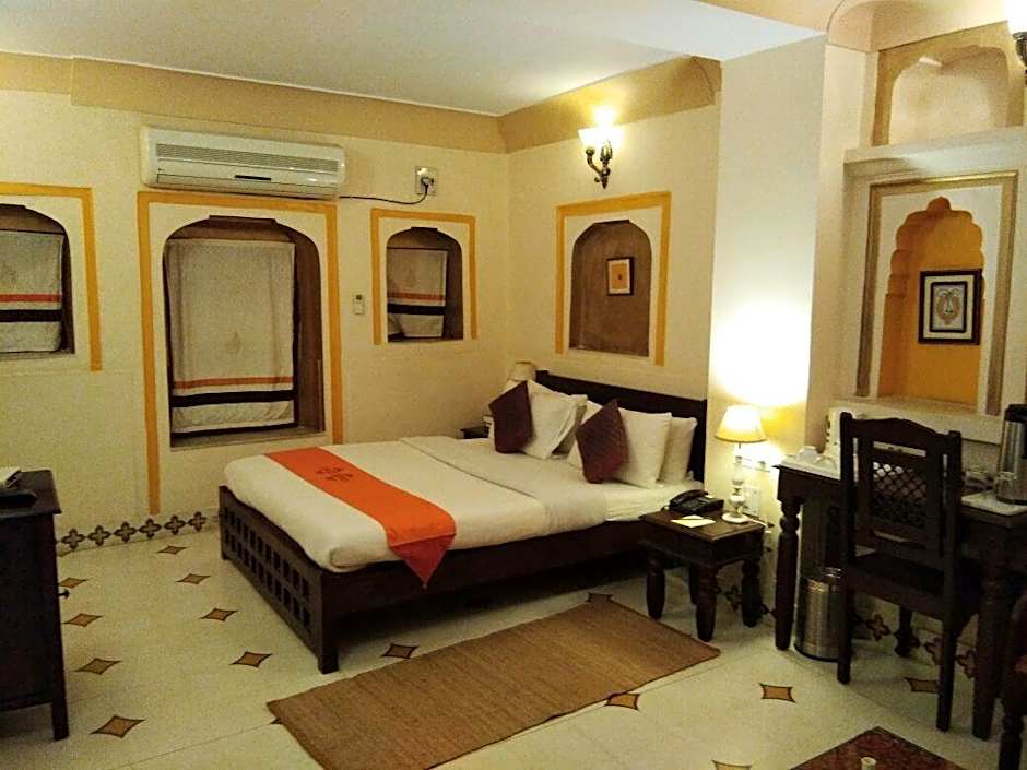 Hotel Sirsi Haveli