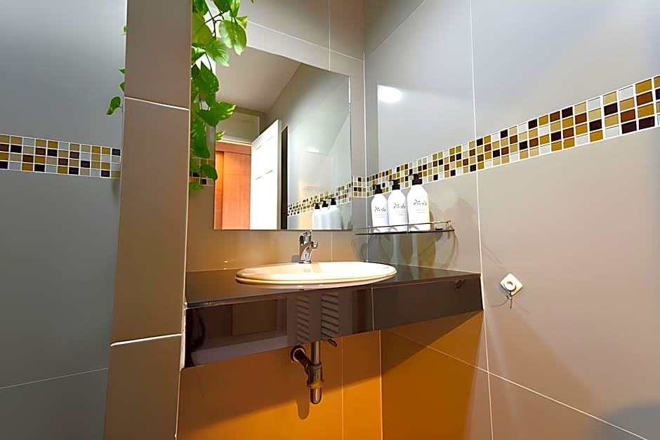 Ascella Sukhumvit 38 