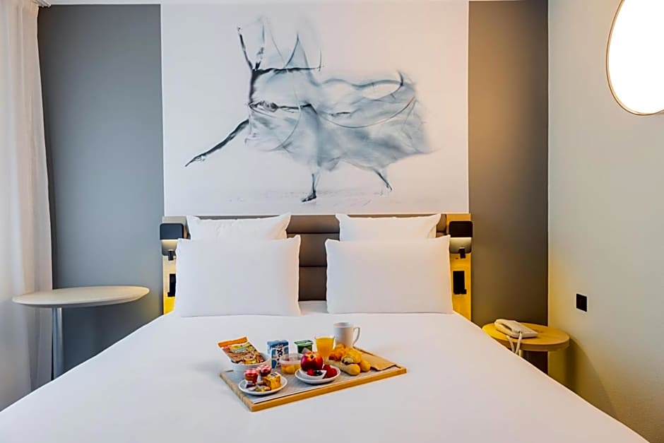 Mercure Paris Massy Gare TGV