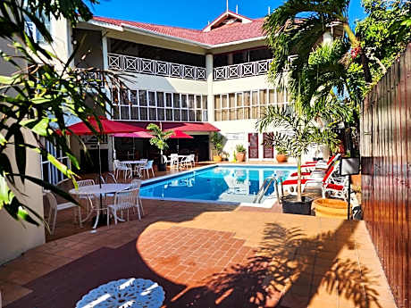 Altamont Court Hotel