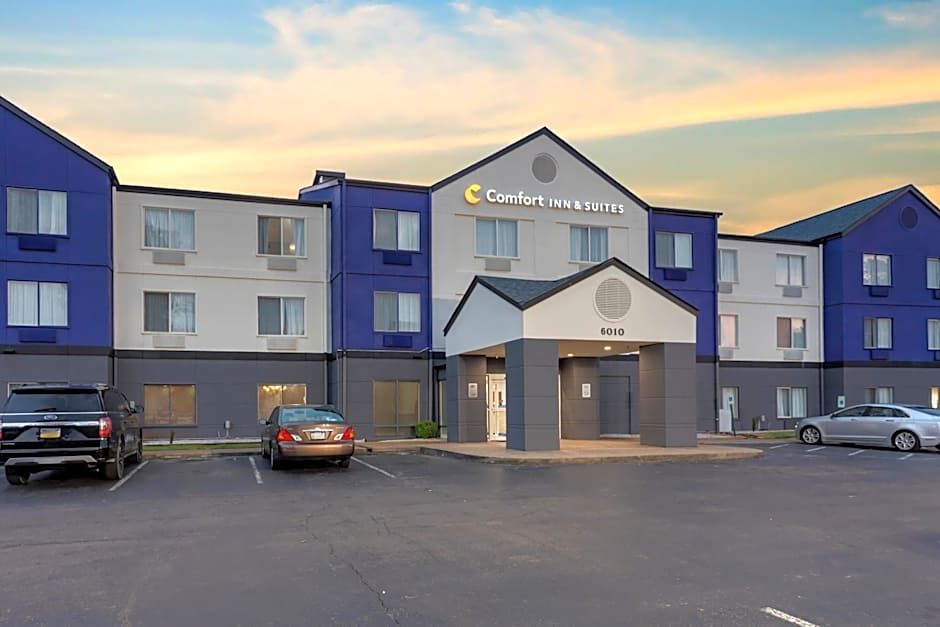 Comfort Inn & Suites Memphis East