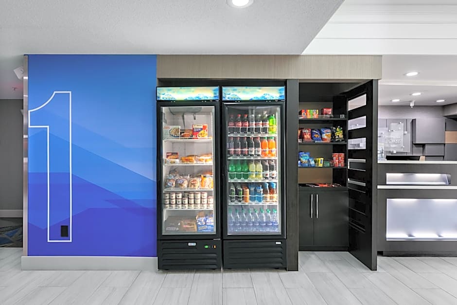 Holiday Inn Express & Suites Milton East I-10 By IHG