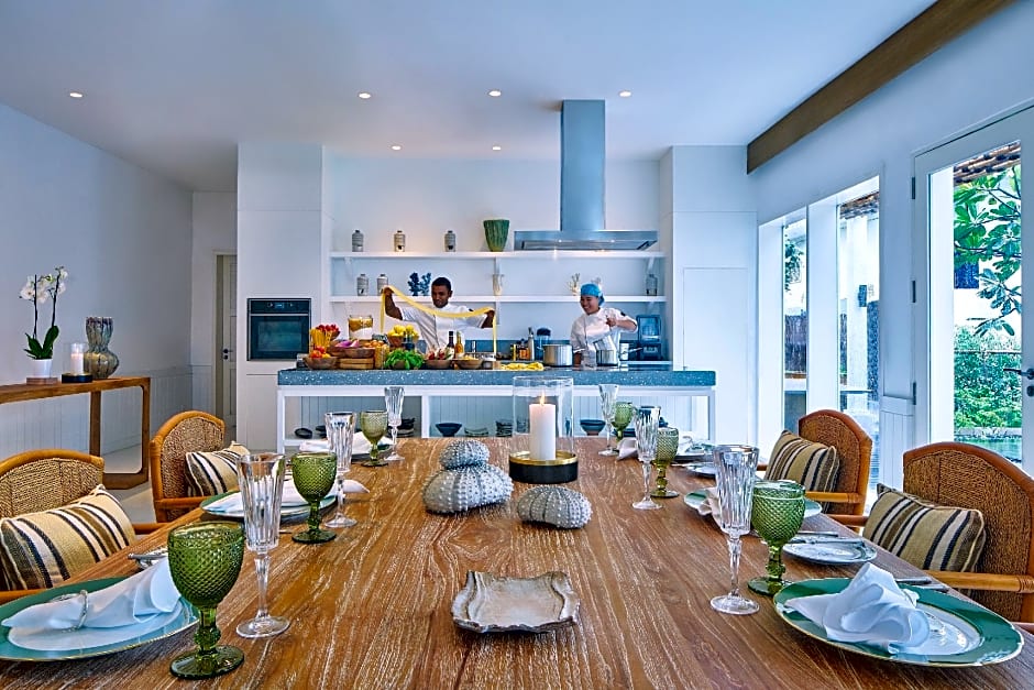 The Halcyon Private Isles Maldives, Autograph Collection