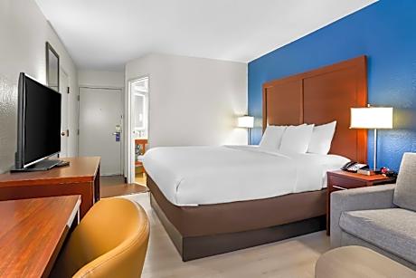 King Room - Non-Smoking