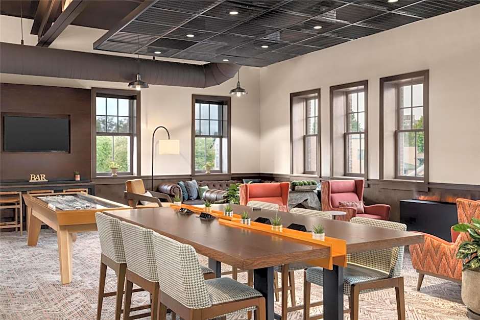 Hilton Garden Inn Burlington Downtown