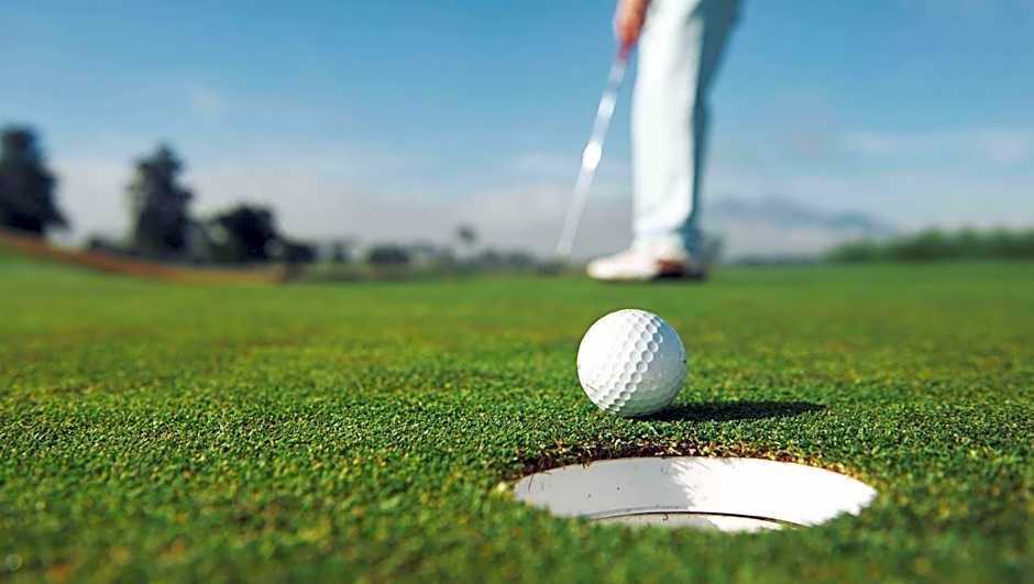 Magnuson Hotel West Liberty