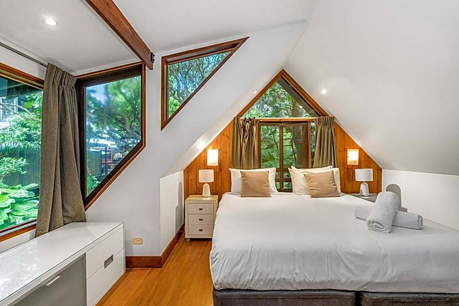 Photo 1 of 40 of 2 Bedroom Cottage