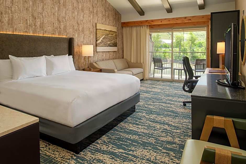 Edgewater Missoula, Tapestry Collection by Hilton