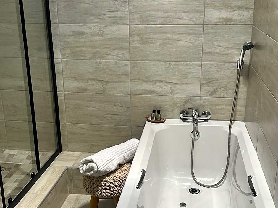 Map's View Guesthouse