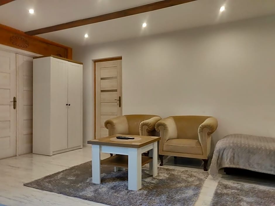 NOCLEGI-SPŁYWY BUGIEM