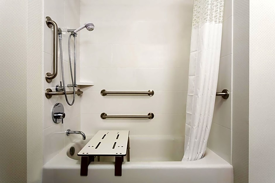 Hampton Inn by Hilton Kennewick at Southridge