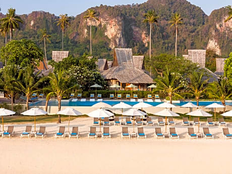 SAii Phi Phi Island Village