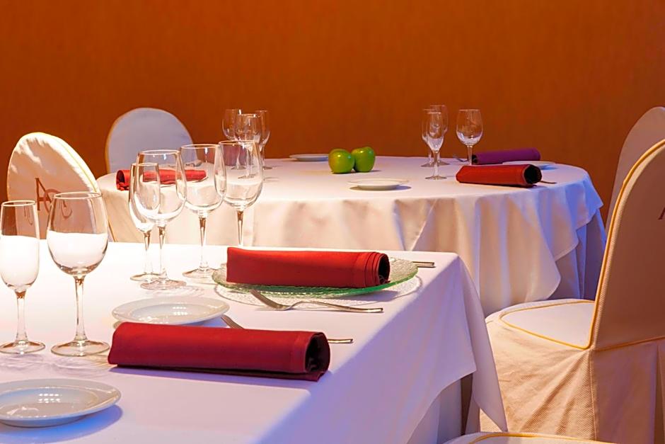 AC Hotel by Marriott Palacio de Santa Ana