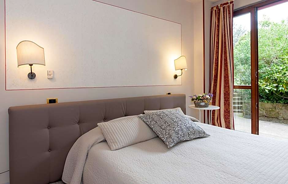 Hotel Monti