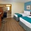 Edgewater Inn and Suites