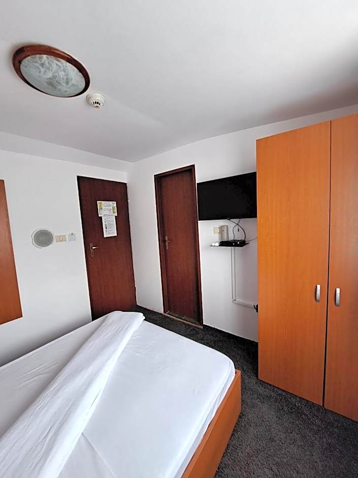 Hotel Pescarus Port Bicaz