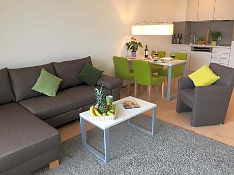 Comfort One-Bedroom Apartment with partial Sea View