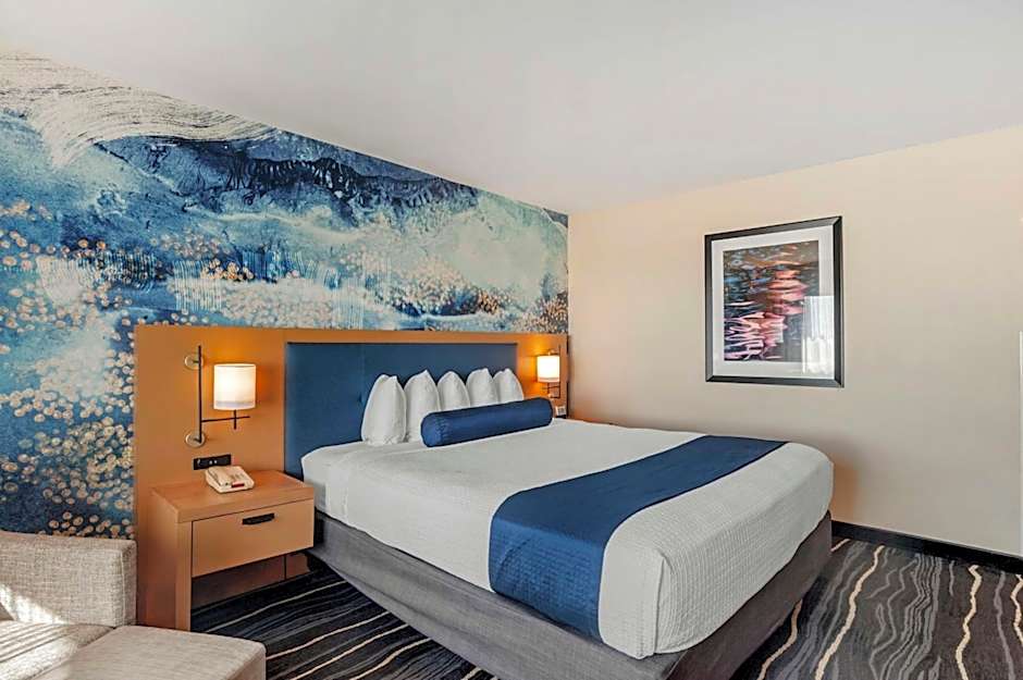 Best Western Plus Marina Gateway