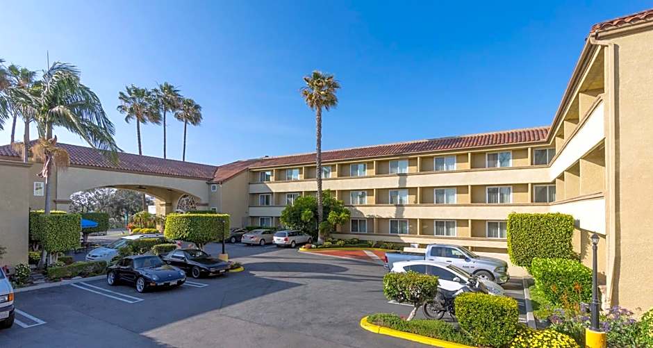 Best Western Plus Newport Mesa Inn