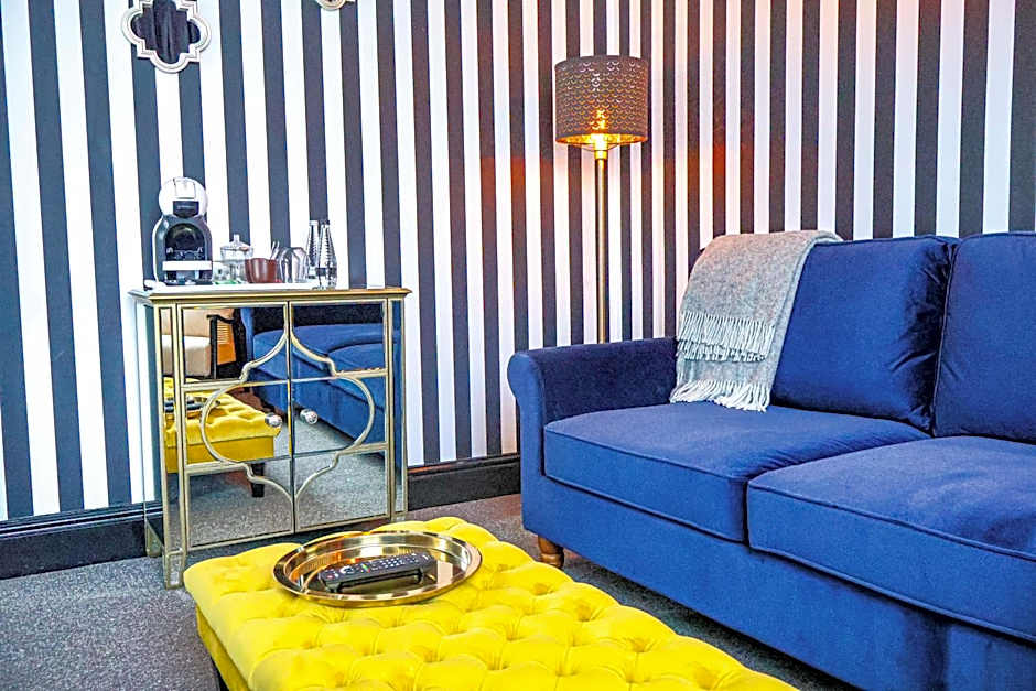 24 Catharine Street Hotel