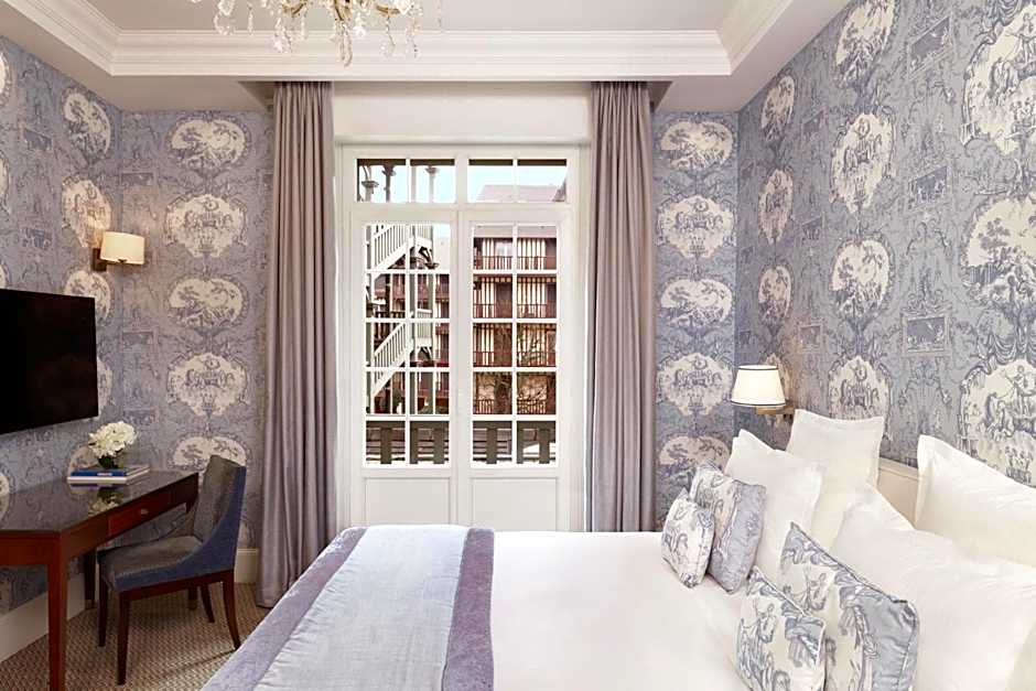 Hotel Barriere Le Normandy