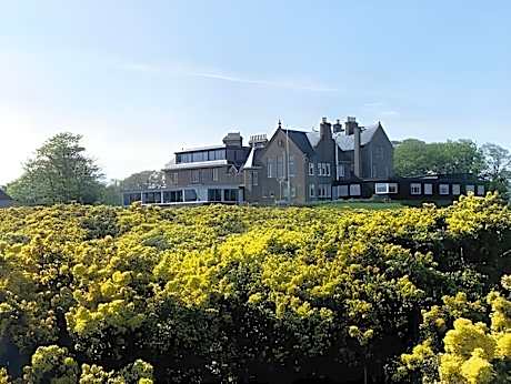 Royal Golf Hotel
