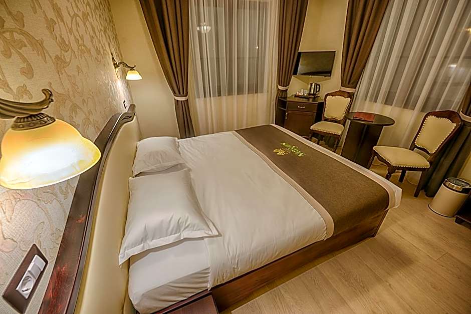 Magus Hotel