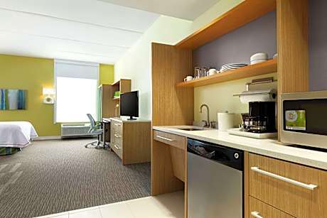 1 Double Bed Studio Nonsmoking