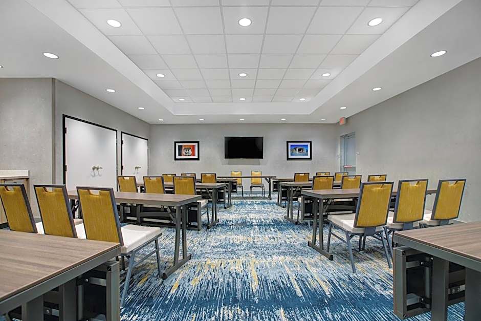 TownePlace Suites by Marriott Phoenix Glendale Sports & Entertainment District