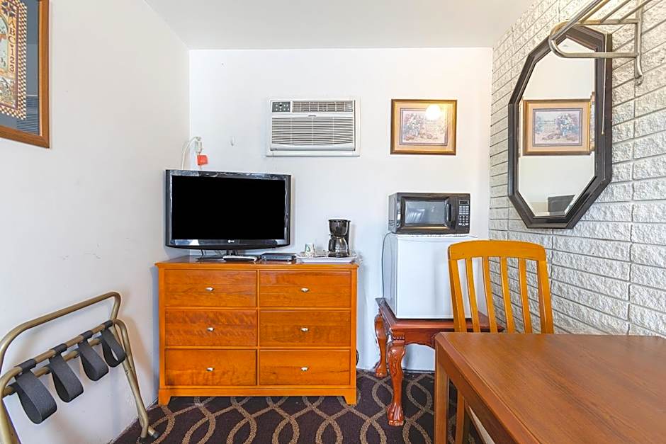 Sonrise Inn Lincoln Hwy By OYO