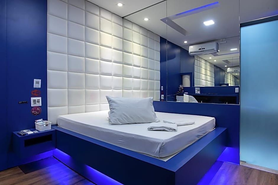 Motel fantasy 4 (adult Only)