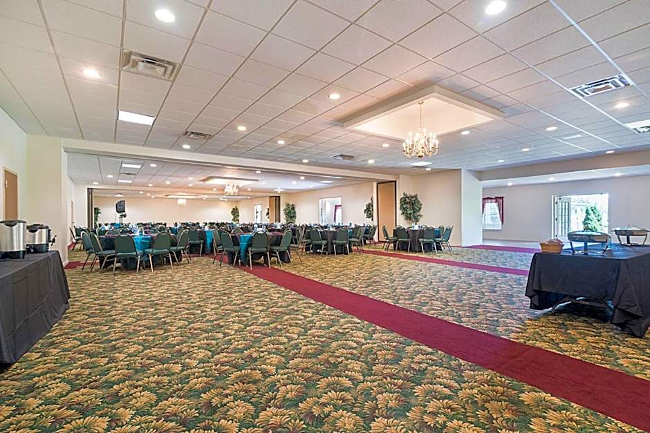 Quality Inn & Suites Schoharie near Howe Caverns