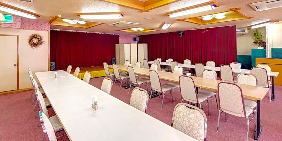 Okinawa Sunplaza Hotel