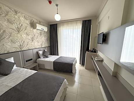 Twin Room with Balcony