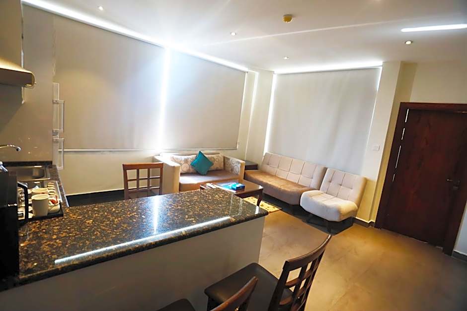 Naylover Hotel Suites