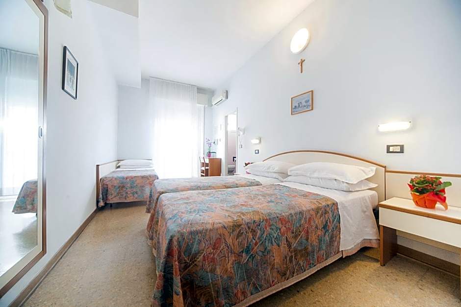 Hotel Latini
