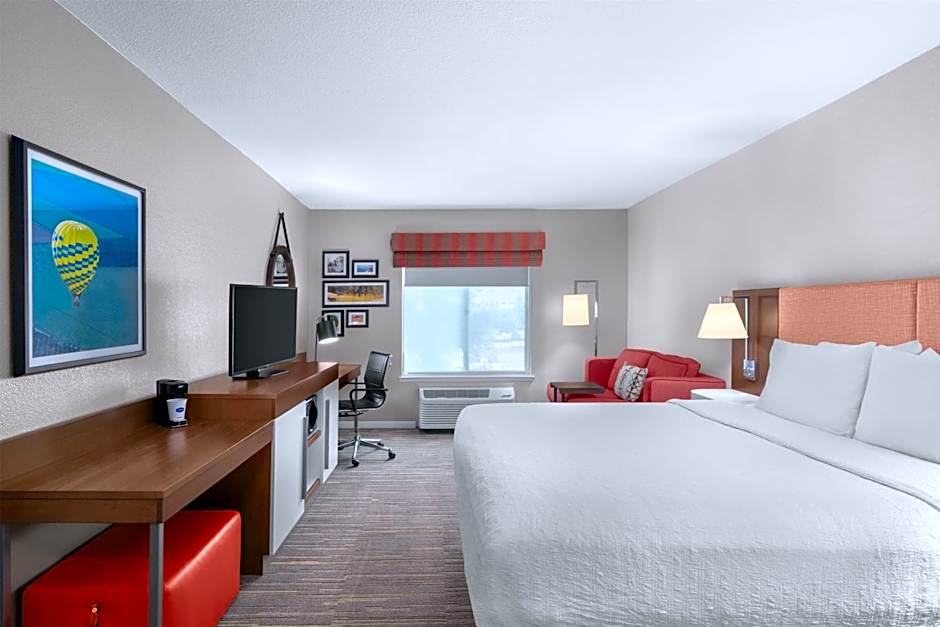 Hampton Inn & Suites Fresno