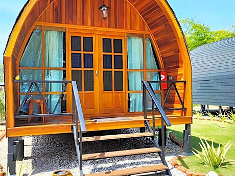 Mumsa Beach Resort & Restaurant