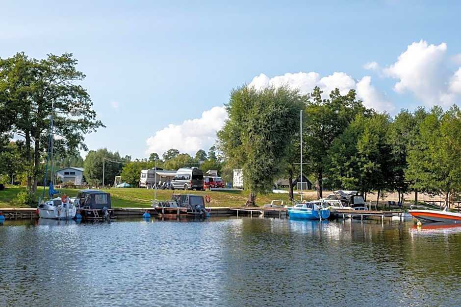 Zatoka Zabłockich Ośrodek Wypoczynkowy