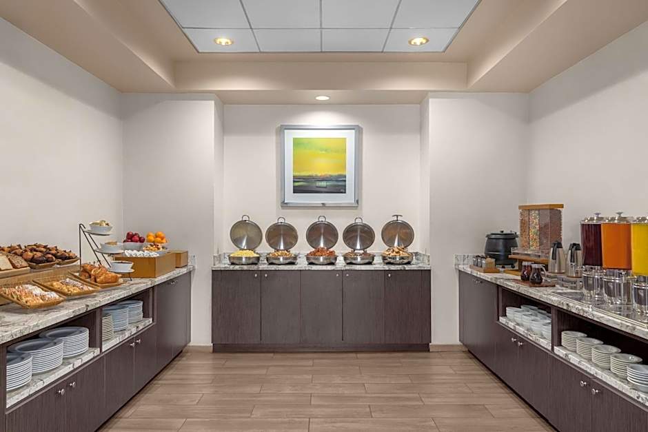 DoubleTree By Hilton Club Las Vegas Airport