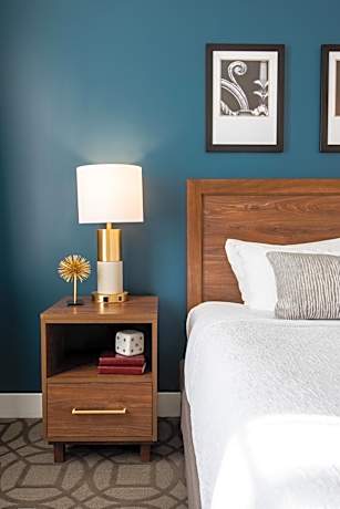 Accessible Queen Room with Roll In Shower